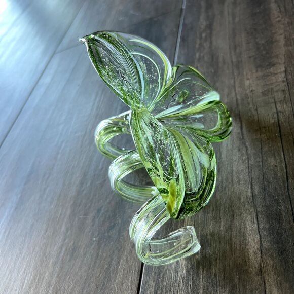 Genuine Murano Flower Vase Hand Blown Art Glass 3-Petal Green White Italy EUC - Picture 2 of 13